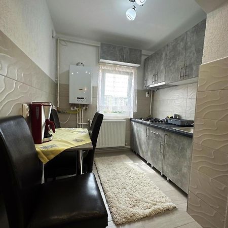 Apartament Dya Hateg 9 Eksteriør billede